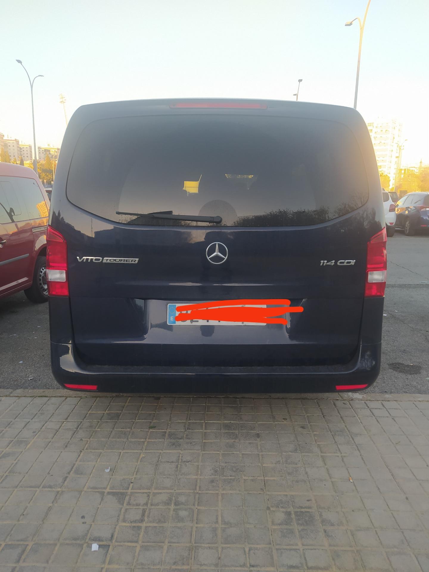 Foto 6 de Mercedes vito Tourer 114,  136cv de 9 plazas, azul con 172000km 