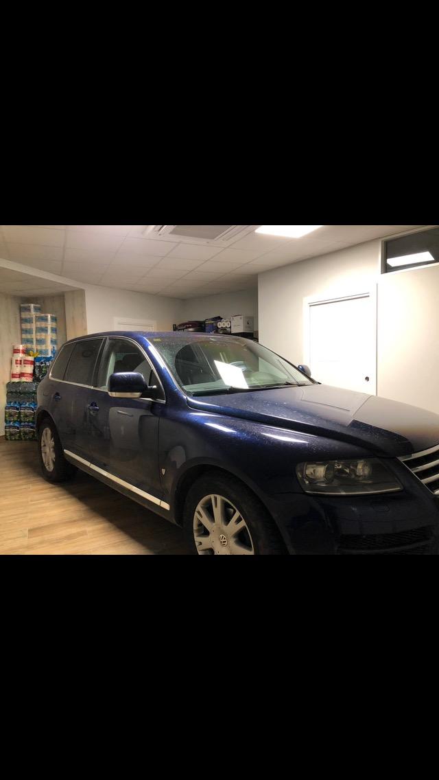 Foto 2 de WV Touareg R5 +Motion full  Manual repro