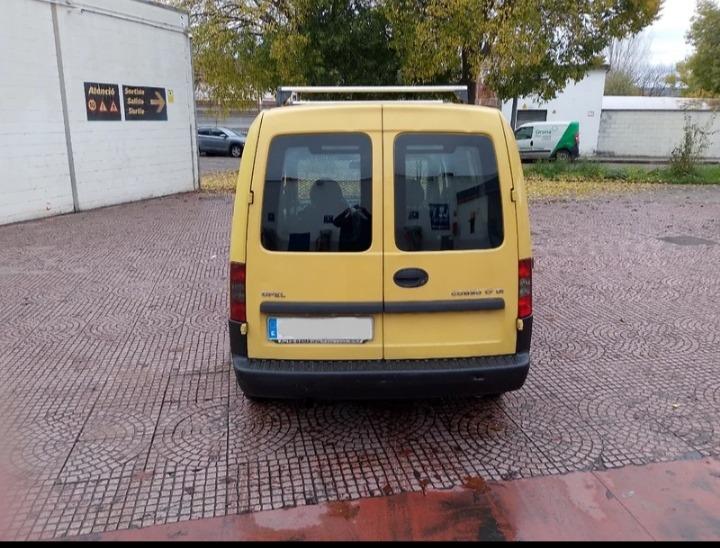 Foto 4 de Opel combo 1.7 di 2003 123.000 kms