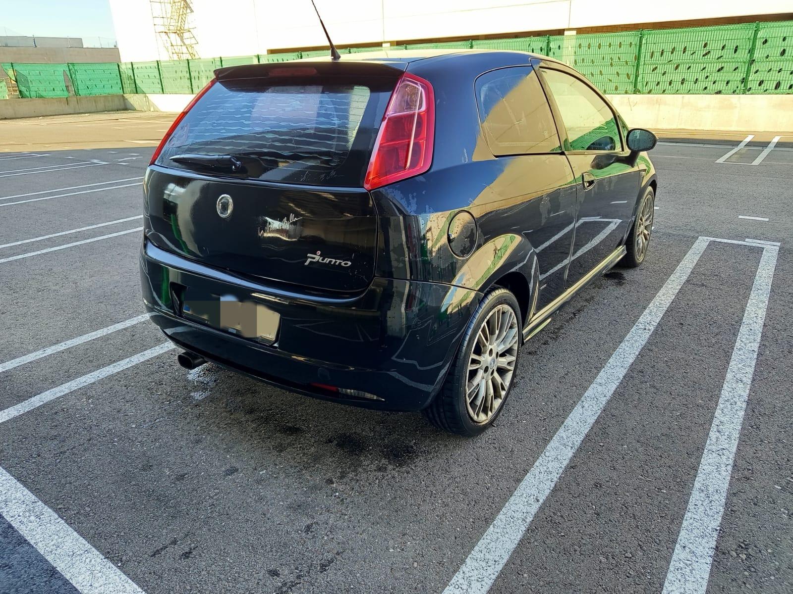 Foto 5 de CAMBIO FIAT GRANDE PUNTO POR COCHE DE 5 PUERTAS