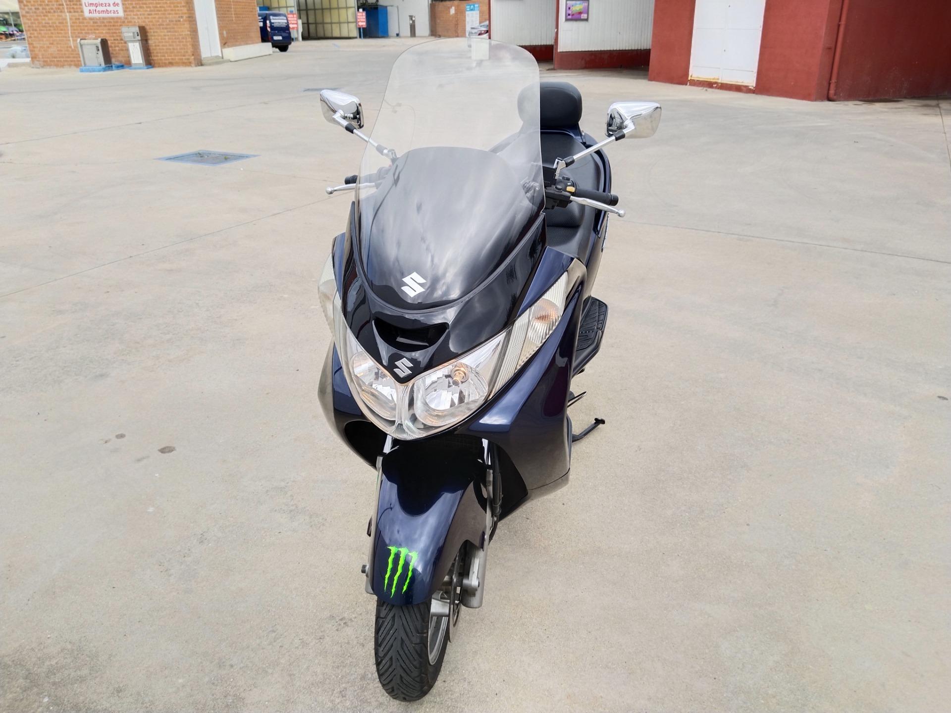 Foto de Burgman de 250i por deauville o cbf 600f o 1390€