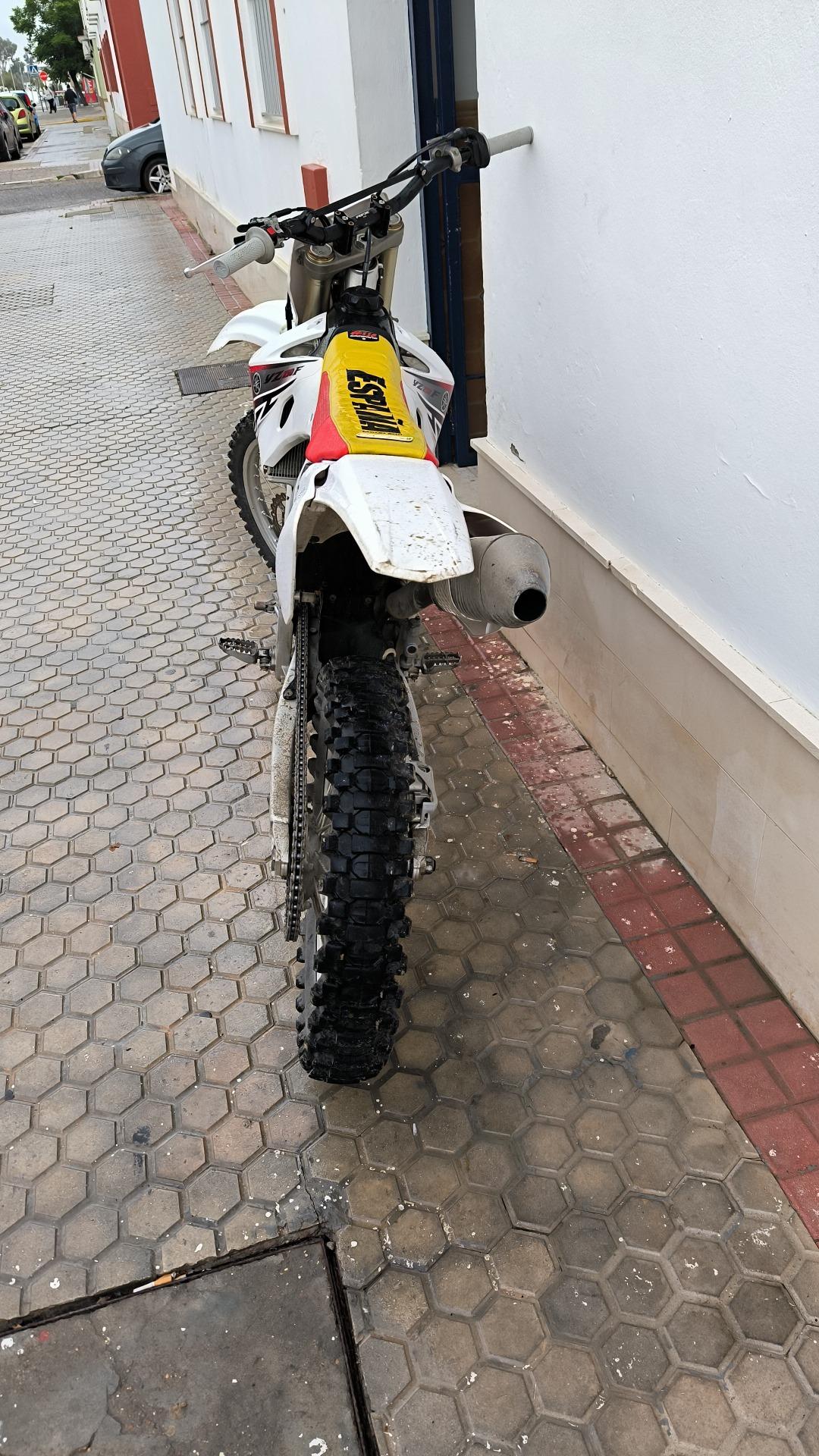 Foto 5 de Cambio Yamaha yz250 4t por quad o scooter de mi interes