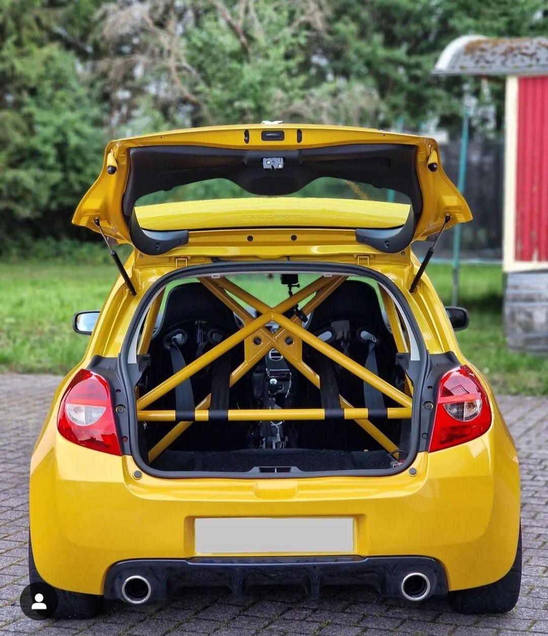 Foto 5 de Cambio Renault Clio Sport del 2009, por Toyota Land Cruiser, caja larga.