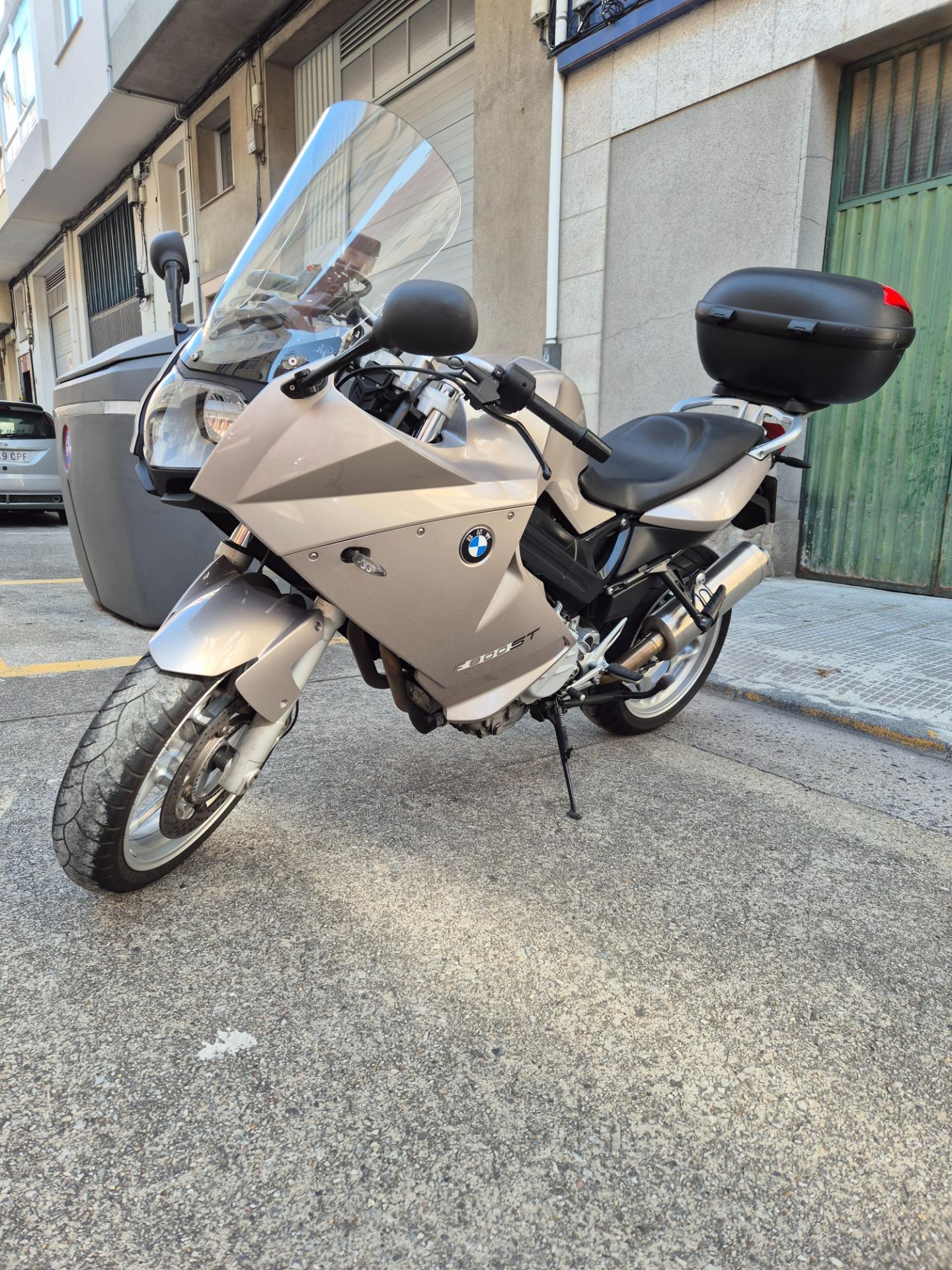 Foto 2 de Bmw F800ST 2009