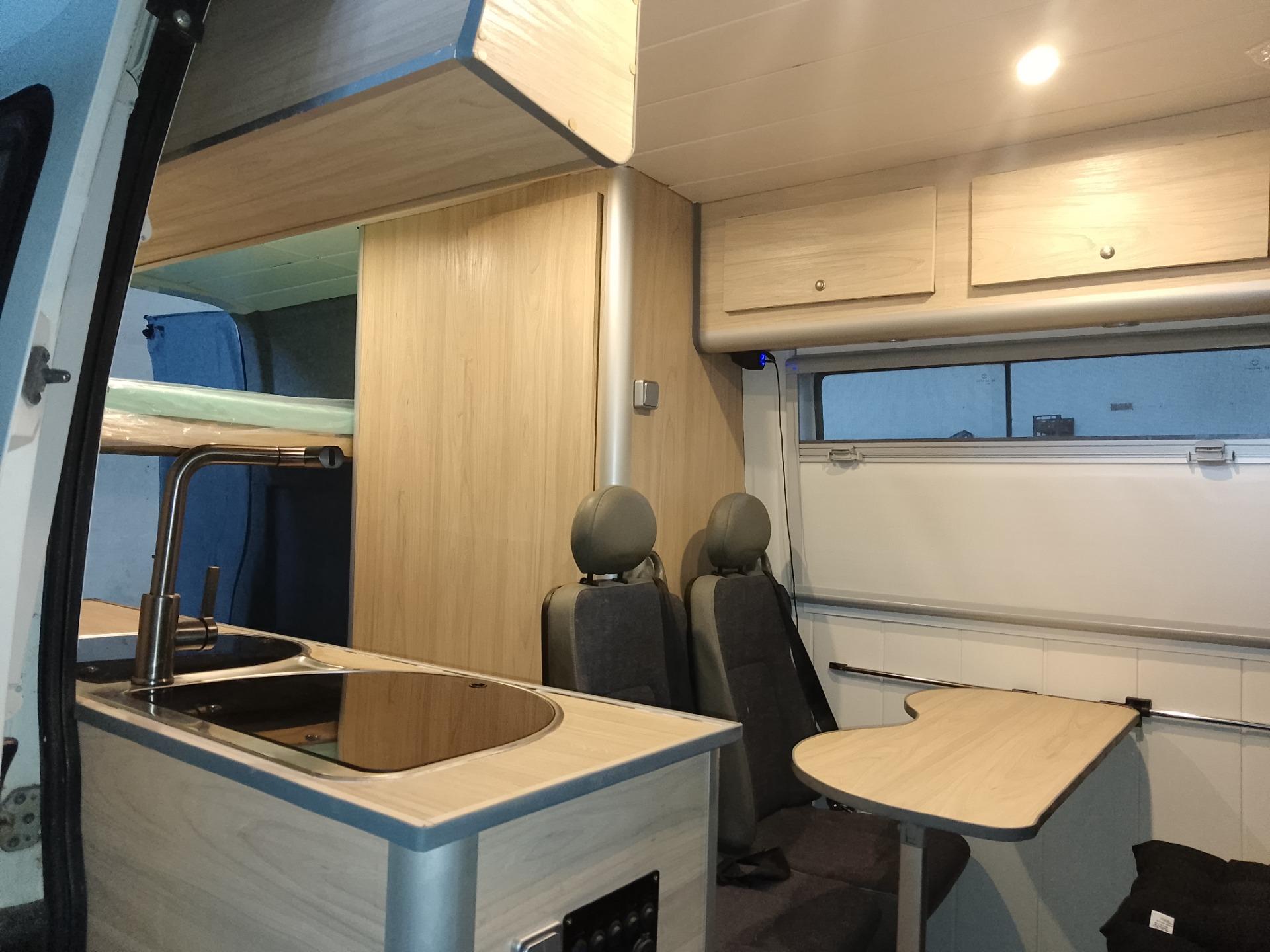 Foto 4 de Camper Renault master 