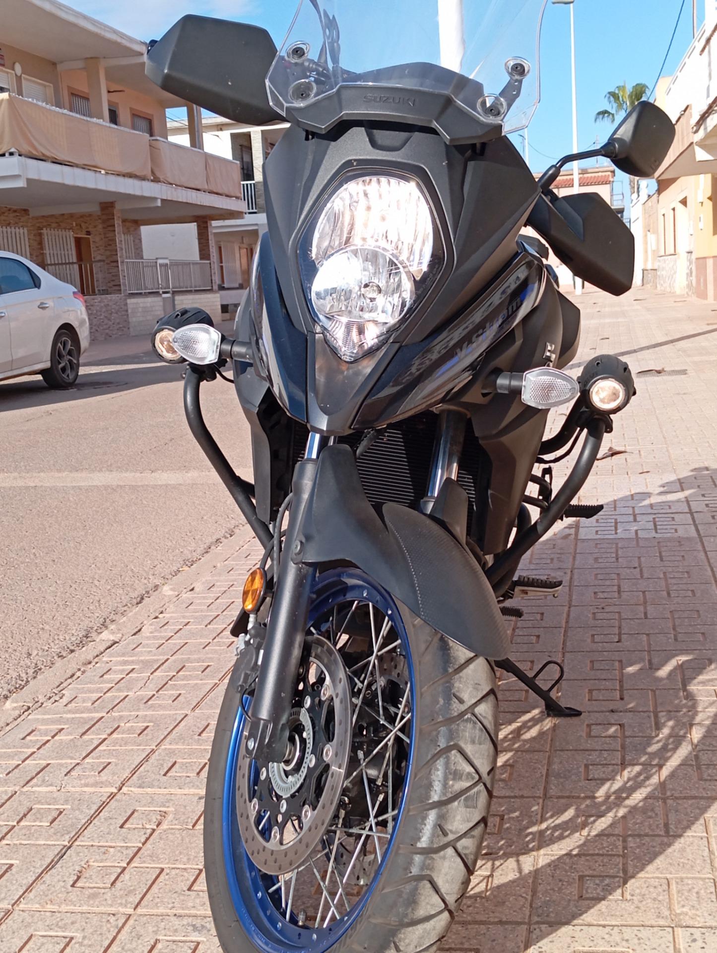 Foto 2 de Suzuki v-strom 650xt