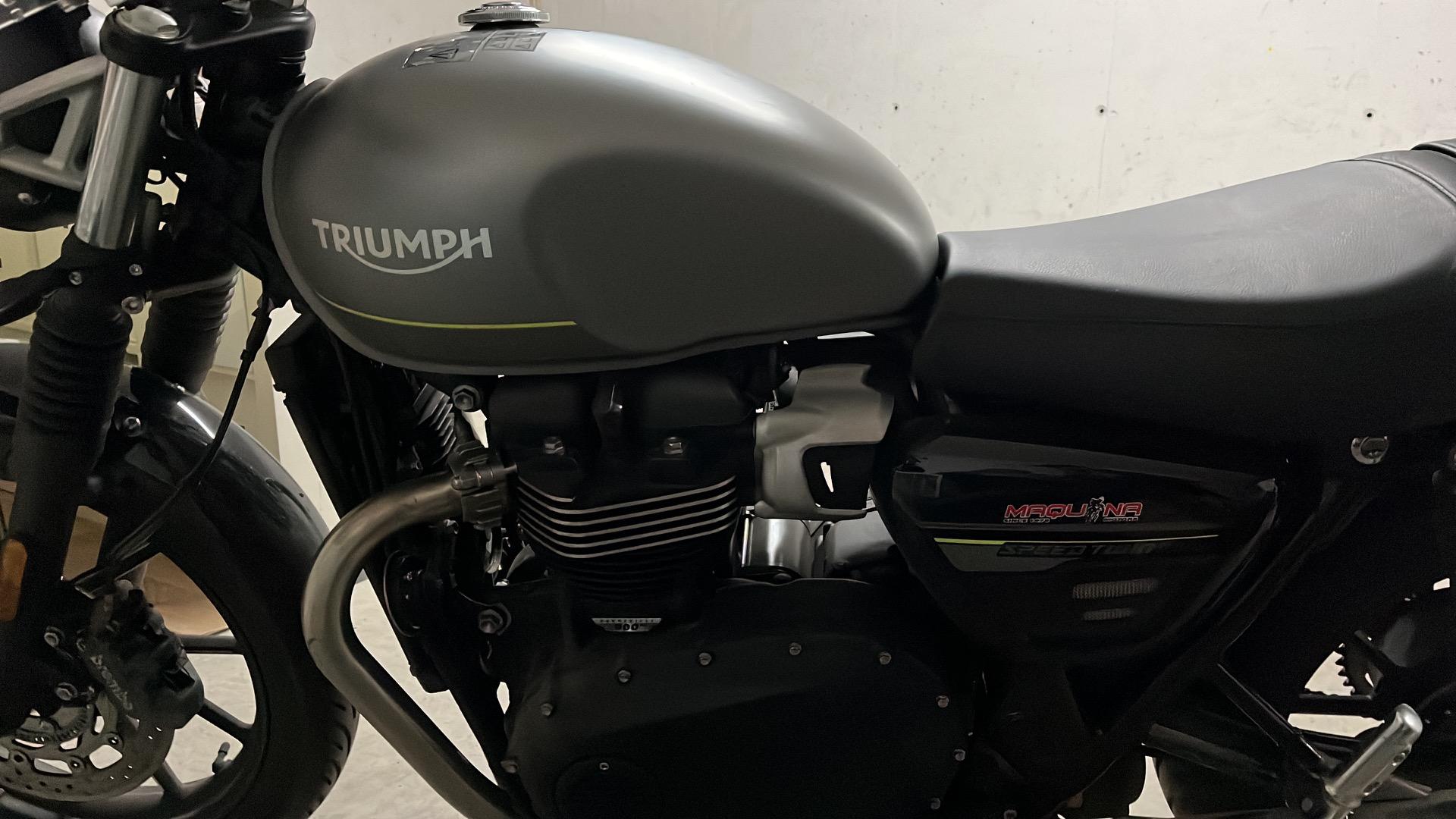 Foto 2 de Triumph speed twin 900