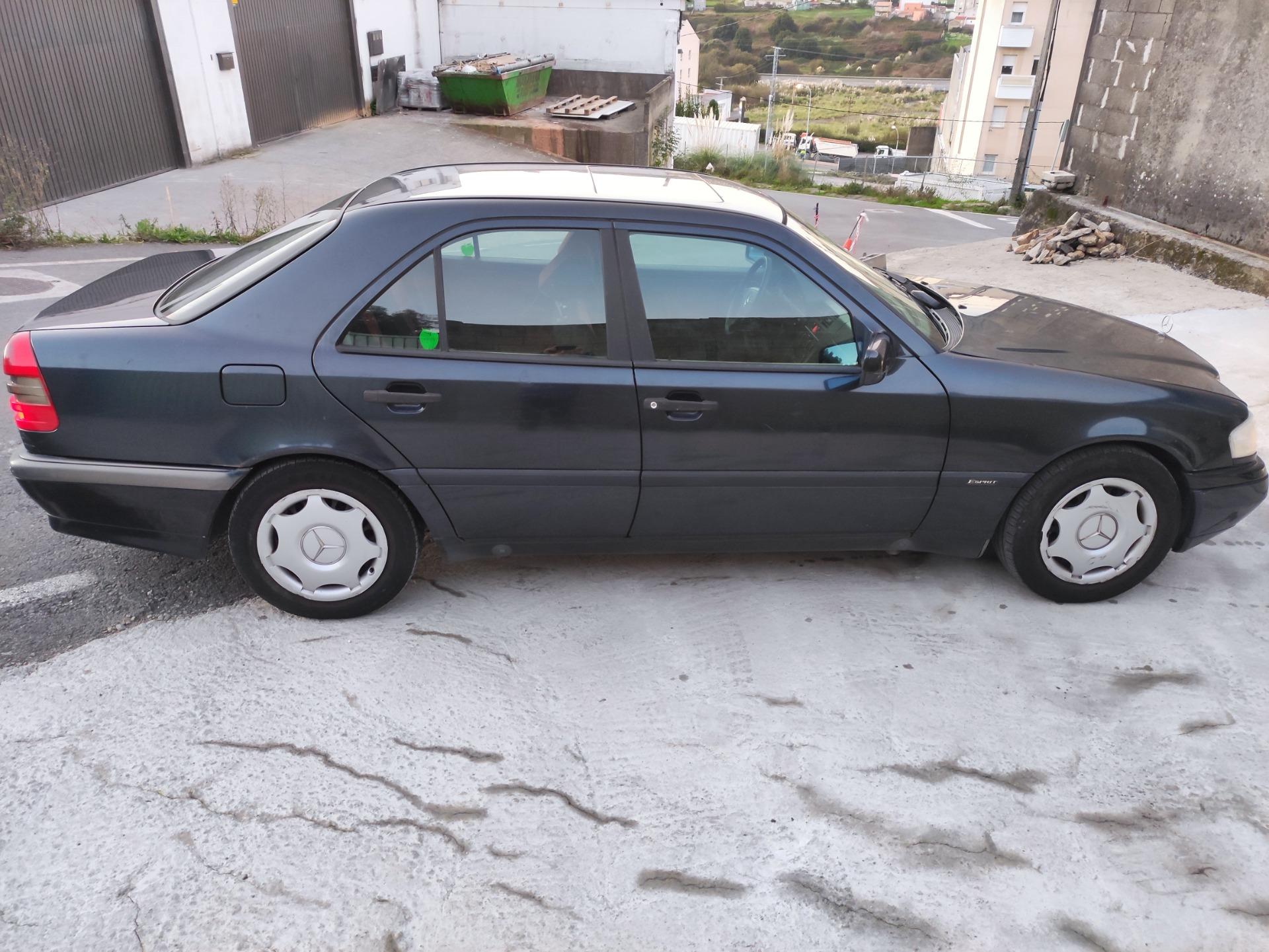 Foto 2 de Mercedes c180 gasolina 1.8 122 cv