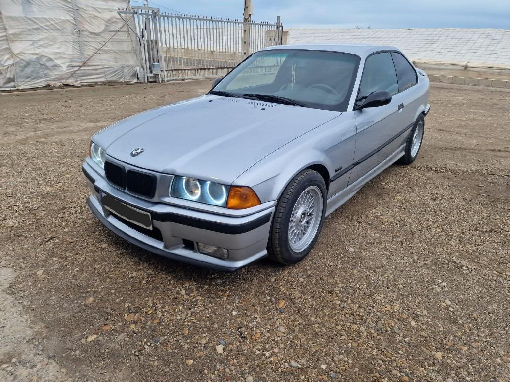 Foto de Bmw e36 323i coupe 