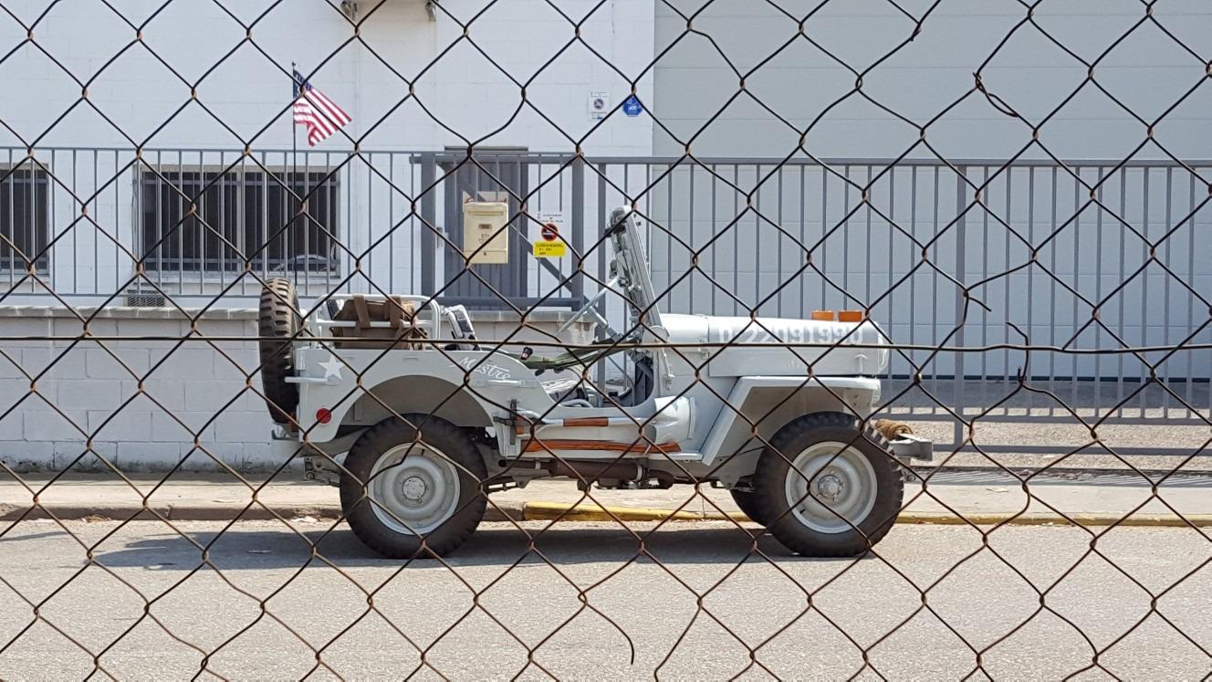 Foto 3 de Jeep willys militar con caravana 