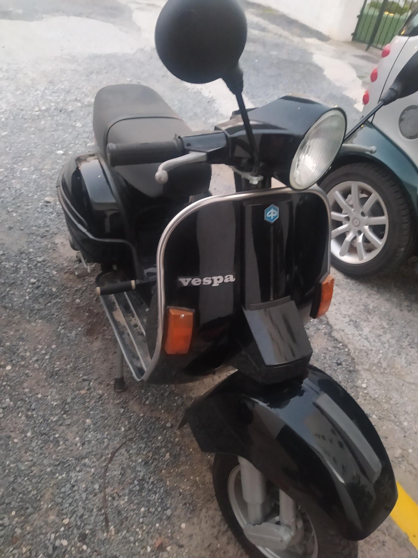 Foto 2 de Vespa clásica 125 PK