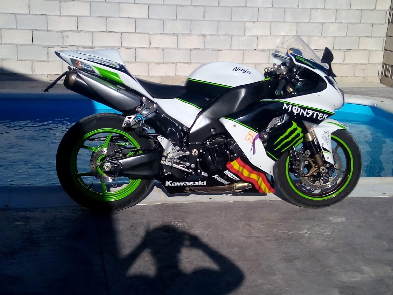 Foto 2 de Zx10r 06