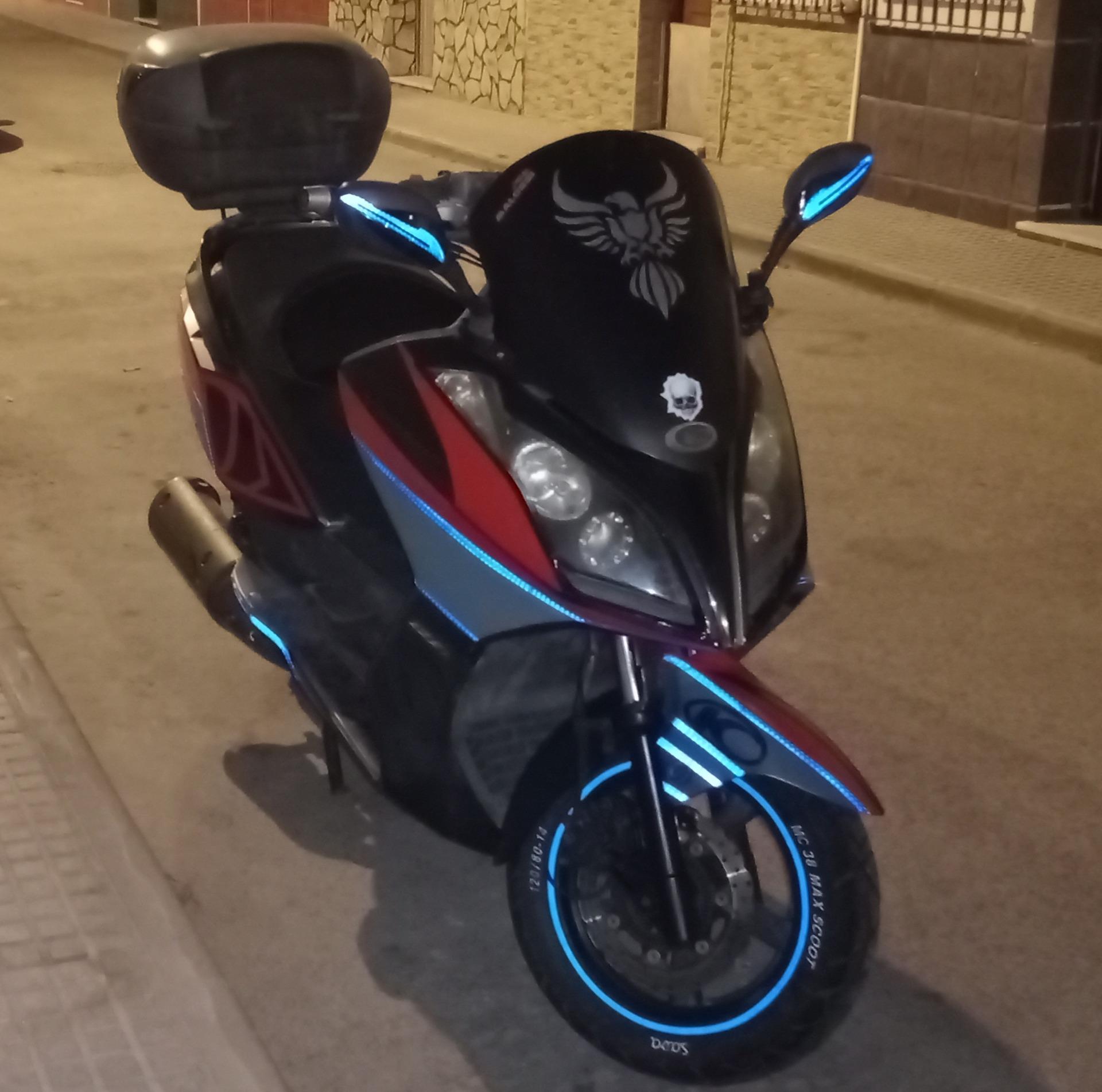 Foto 3 de Kymco superdink de 125