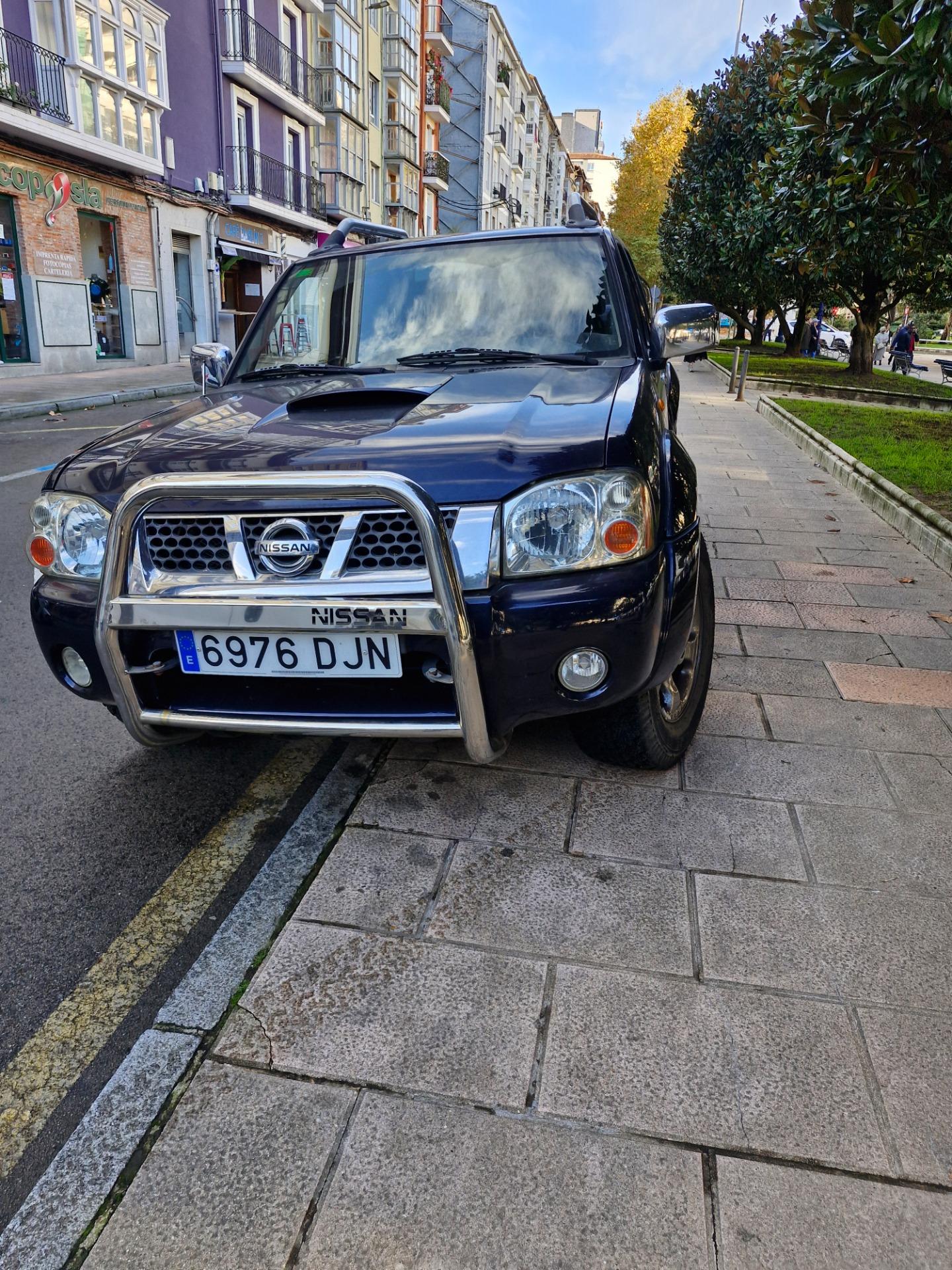 Foto 2 de Nissan Navara pickup doble cabina