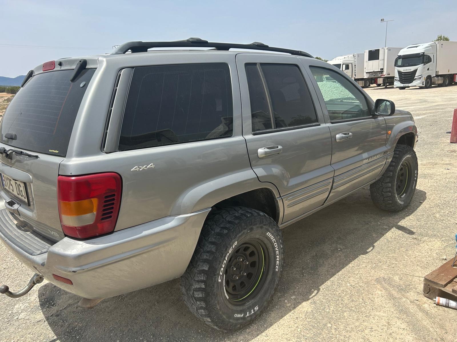 Foto 2 de Jeep Grand Cherokee