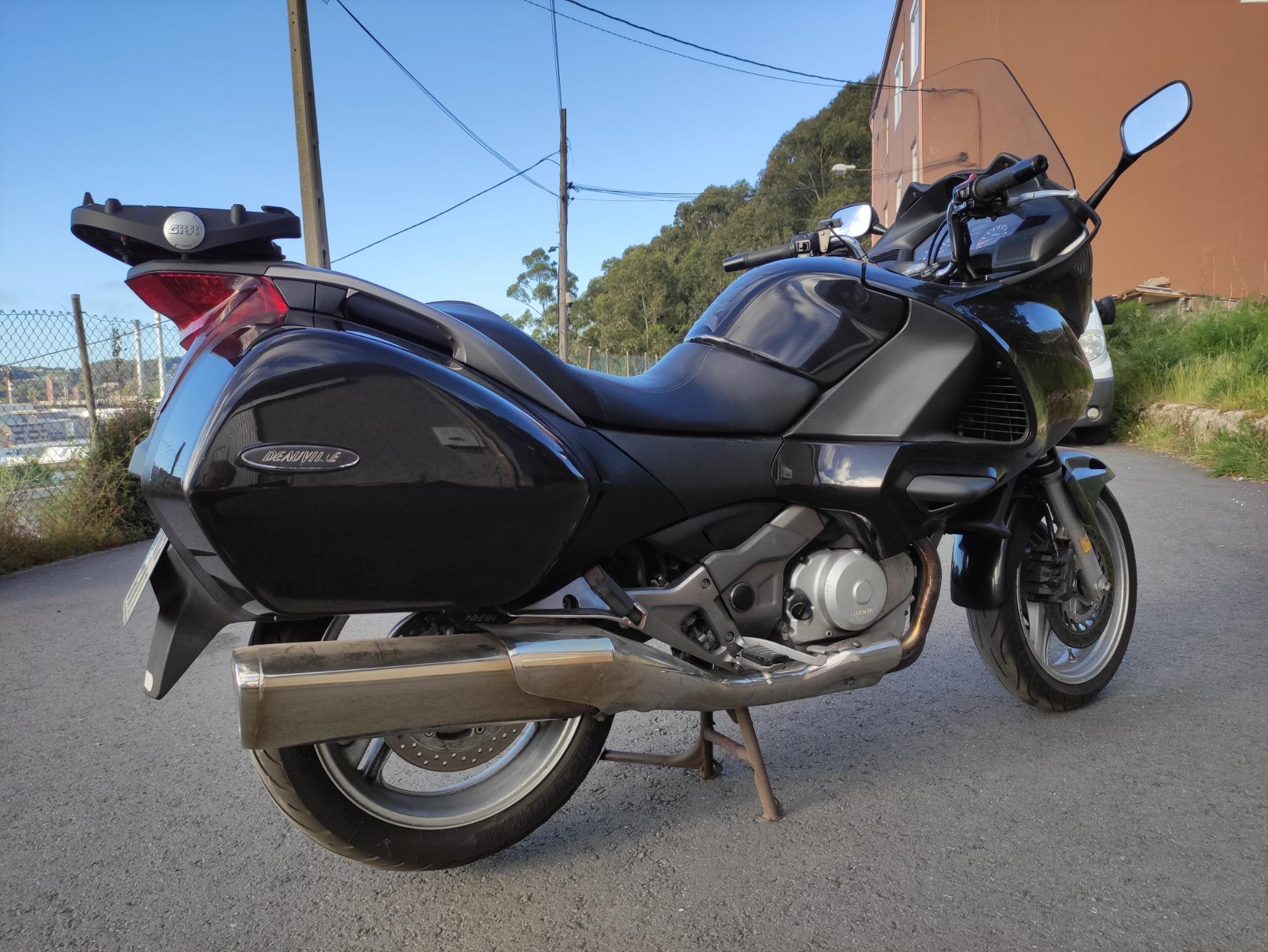 Foto de Honda deuville 700 limitada A2