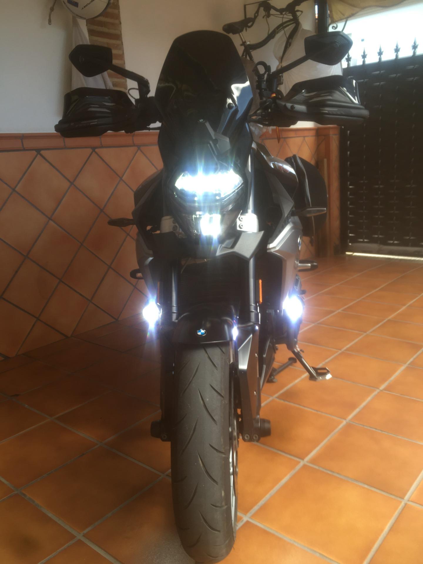 Foto 5 de MOTO BMW F 900 R DEL AÑO 2023.