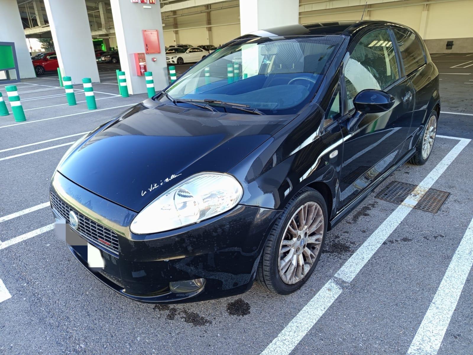 Foto 4 de CAMBIO FIAT GRANDE PUNTO POR COCHE DE 5 PUERTAS