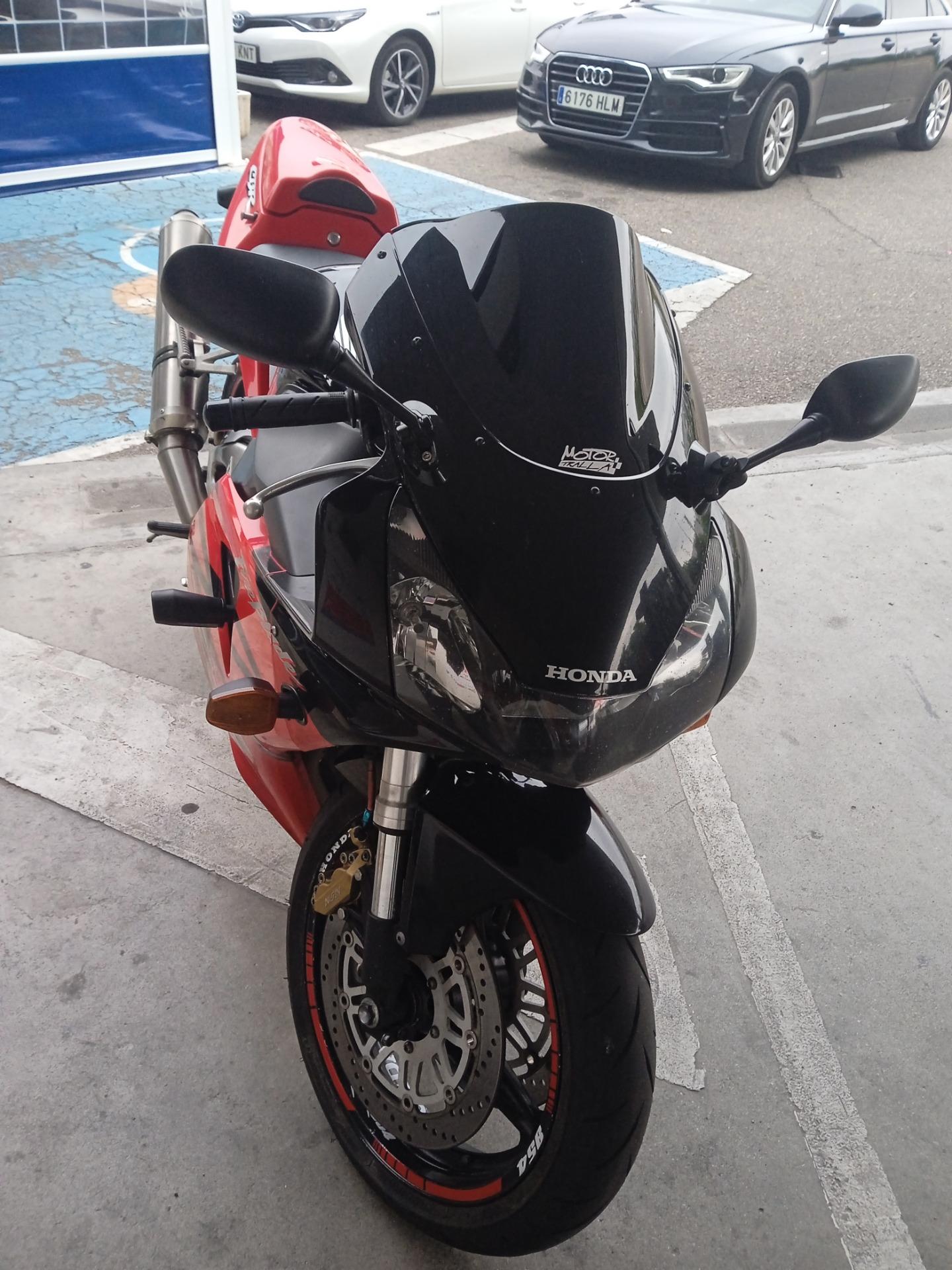 Foto 5 de HONDA CBR 954rr FIRE BLADE 